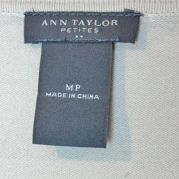 Ann Taylor Women's Cream Shirt size MP - Picture 6 of 8